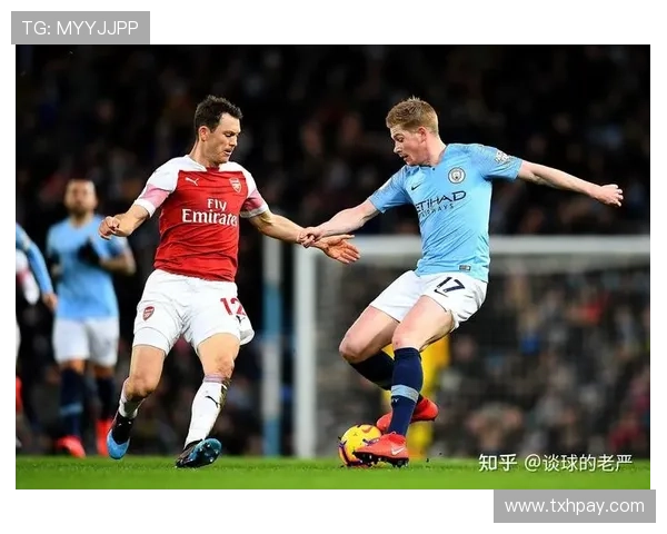 今晚阿森纳对决曼城 水瓶哥再现看球现场